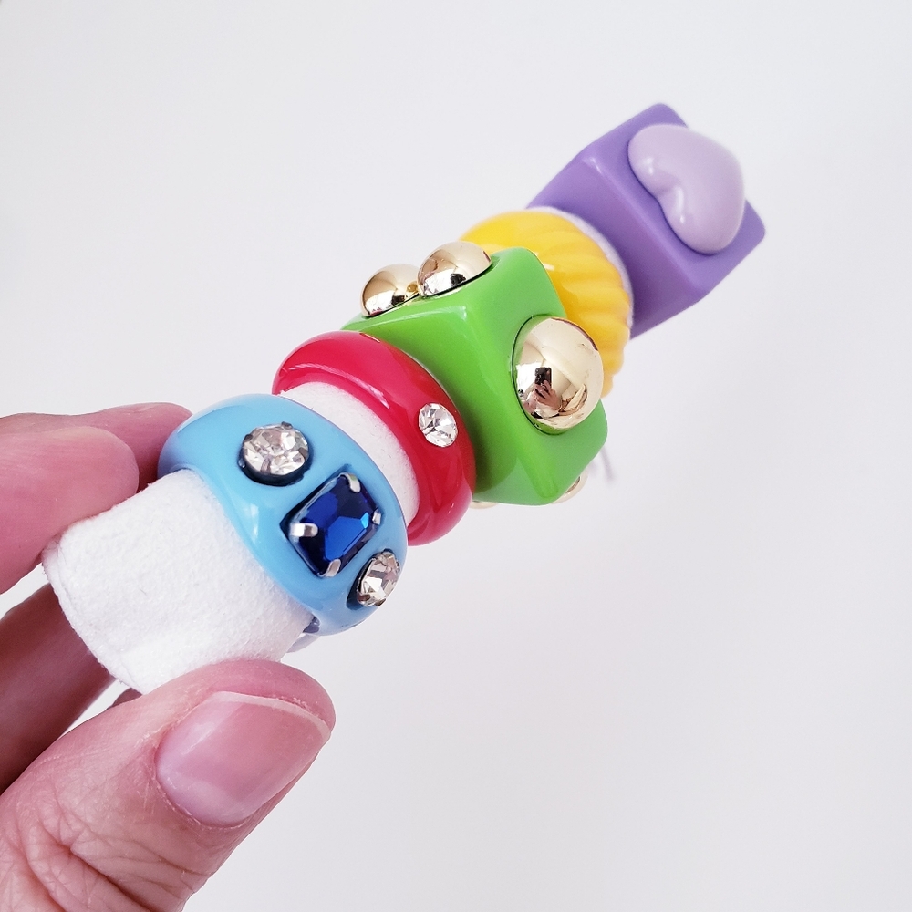 Five Fun Bright Colorful Rings - Picture 9 of 12